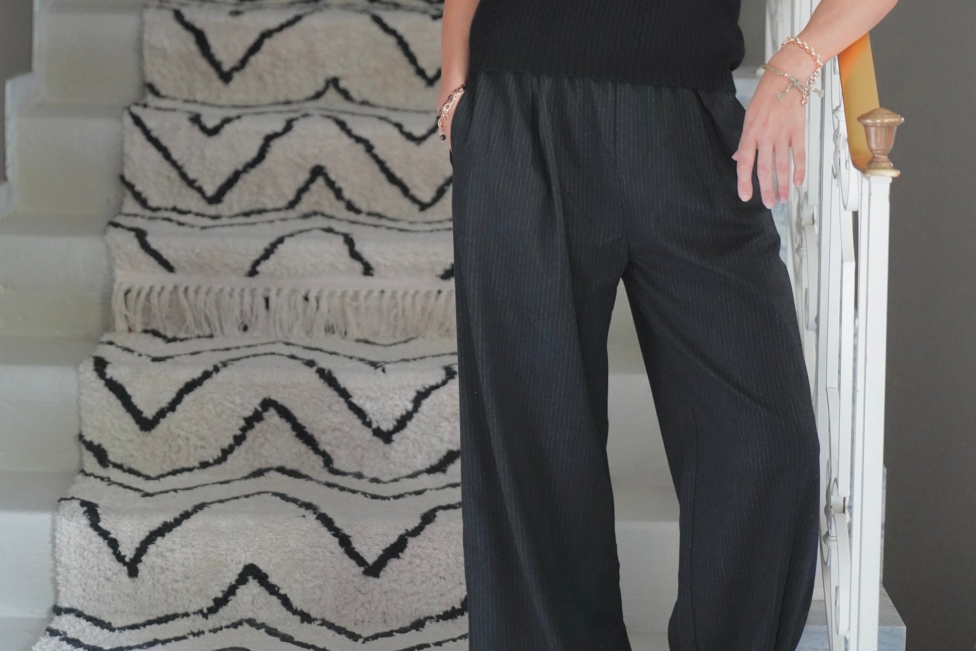 SOSUE Widepants "PINSTRIPE" schwarz